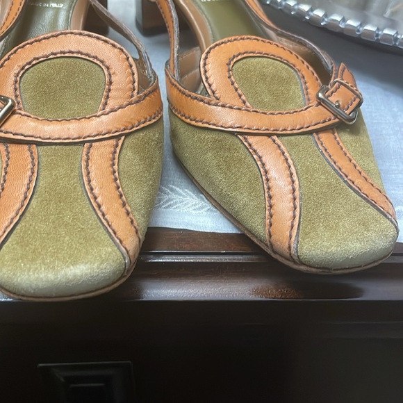 Vintage Prada Sling Back Tan and Olive Size 37 1/2 - Picture 9 of 11